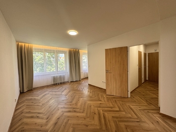 Pronájem bytu 2+kk v osobním vlastnictví 53 m², Děčín