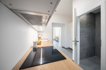 Byt 1+1 Praha 5 na prodej | ideální investice i bydlení | metro a centrum v minutách - Prodej bytu 1+1 v osobním vlastnictví 38 m², Praha 5 - Hlubočepy