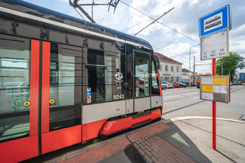 Byt 1+1 Praha 5 na prodej | ideální investice i bydlení | metro a centrum v minutách - Prodej bytu 1+1 v osobním vlastnictví 38 m², Praha 5 - Hlubočepy