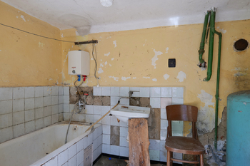 Koupelna v suterénu - Prodej chaty / chalupy 75 m², Počepice