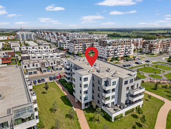 Pohled na dům - Prodej bytu 4+kk v osobním vlastnictví 107 m², Praha 10 - Dolní Měcholupy