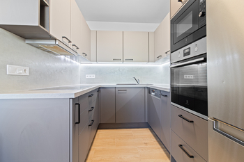 Prodej bytu 3+kk v osobním vlastnictví 77 m², Praha 5 - Stodůlky