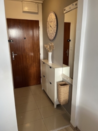 Pronájem bytu 1+kk v osobním vlastnictví 35 m², Praha 8 - Libeň