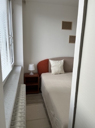 Pronájem bytu 1+kk v osobním vlastnictví 35 m², Praha 8 - Libeň