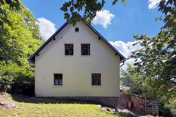 Pohled na dům - Prodej domu 100 m², Nejdek