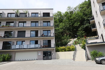Pronájem bytu 1+kk v osobním vlastnictví 26 m², Praha 5 - Hlubočepy