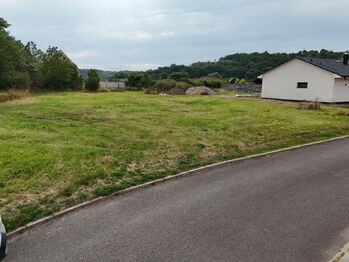Prodej pozemku 1605 m², Staňkovice