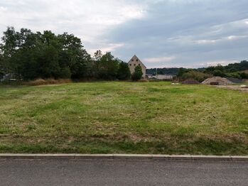 Prodej pozemku 1605 m², Staňkovice