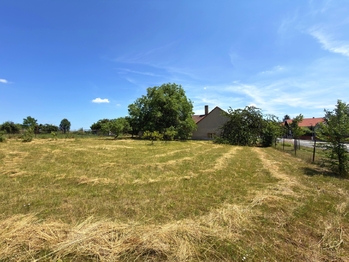 Prodej pozemku 950 m², Ledčice