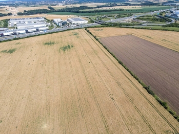 Prodej pozemku 17034 m², Dobřejovice