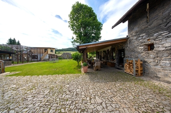 terasa k restauraci - Prodej zemědělského objektu 871 m², Lipová-lázně