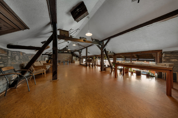 tančírna nad restaurací - Prodej zemědělského objektu 871 m², Lipová-lázně