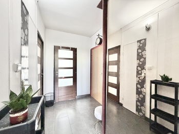 Prodej bytu 3+kk v osobním vlastnictví 56 m², Kladno