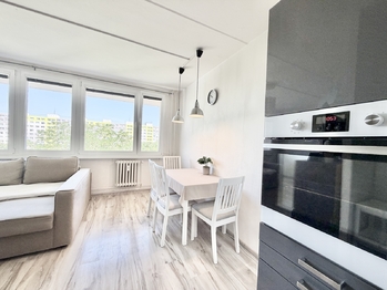 Prodej bytu 3+kk v osobním vlastnictví 56 m², Kladno