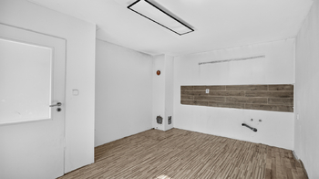kuchyň - Prodej domu 170 m², Vrbičany