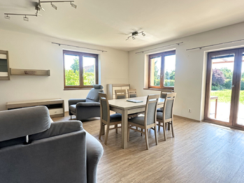 Pronájem domu 152 m², Peruc