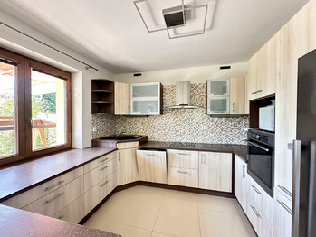 Pronájem domu 152 m², Peruc