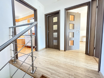 Pronájem domu 152 m², Peruc