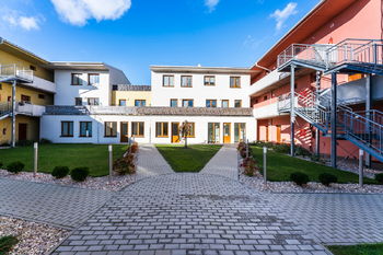Prodej bytu 1+kk v osobním vlastnictví 54 m², Lavičky