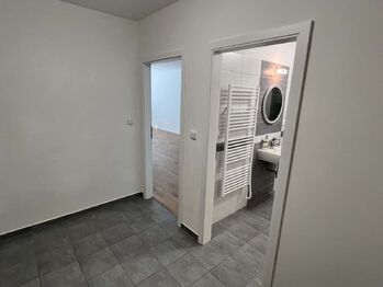Prodej bytu 1+kk v osobním vlastnictví 54 m², Lavičky