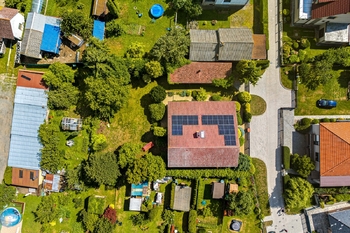 záběry dron - Prodej domu 186 m², Uhlířské Janovice