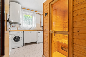 sauna a techn.místnost - Prodej domu 186 m², Uhlířské Janovice