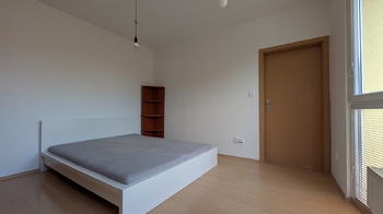 Ložnice - Pronájem bytu 2+kk v osobním vlastnictví 52 m², Praha 9 - Újezd nad Lesy
