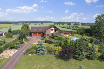 Prodej domu 194 m², Býšť