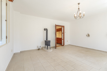 Prodej domu 450 m², Čečelice