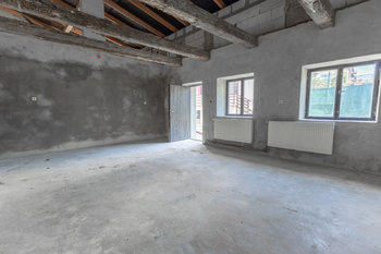 Prodej domu 450 m², Čečelice