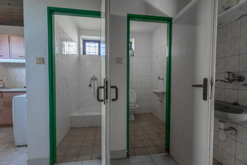 Prodej domu 450 m², Čečelice