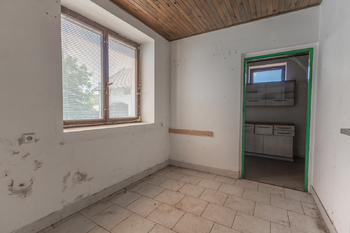 Prodej domu 450 m², Čečelice