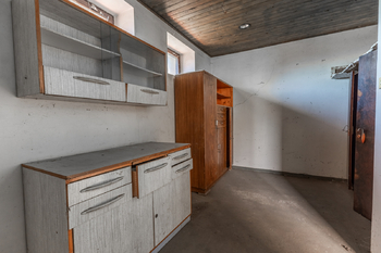 Prodej domu 450 m², Čečelice