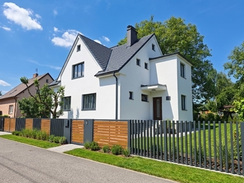 Prodej domu 144 m², Dobrá