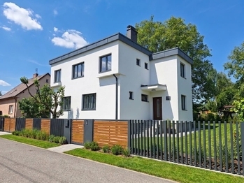 VIZUALIZACE - Prodej domu 144 m², Dobrá