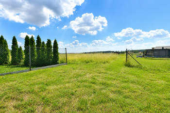 Prodej pozemku 4580 m², Nový Bydžov