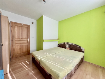 Prodej bytu 5+kk v osobním vlastnictví 102 m², Huzová