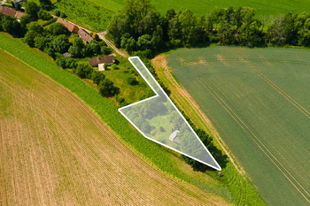zákres s obecní cestou - cesta není předmětem prodeje  - Prodej pozemku 600 m², Jičín