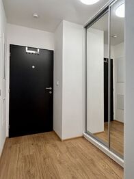 Pronájem bytu 1+kk v osobním vlastnictví 53 m², Pohořelice