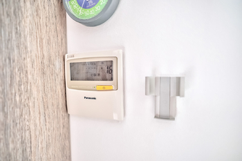 termostat topení | chlazení - Prodej domu 204 m², Klášter Hradiště nad Jizerou