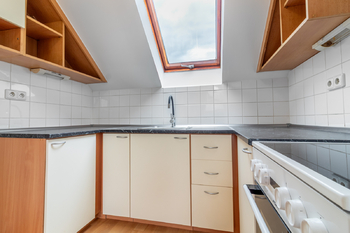 Kuchyňská linka - Pronájem bytu 3+kk v osobním vlastnictví 62 m², Jesenice