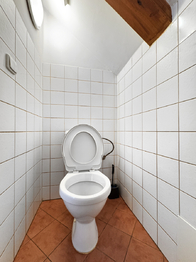 Samostatné wc - Pronájem bytu 3+kk v osobním vlastnictví 62 m², Jesenice