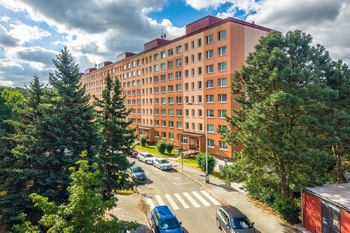 Bytový dům - Prodej bytu 2+kk v osobním vlastnictví 44 m², Praha 4 - Modřany