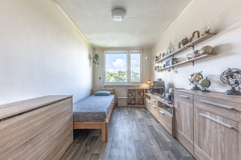 Ložnice - Prodej bytu 2+kk v osobním vlastnictví 44 m², Praha 4 - Modřany