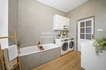 Prodej nájemního (činžovního) domu 193 m², Brno