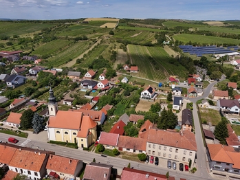 Prodej pozemku 684 m², Popice