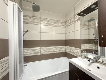 Prodej bytu 3+1 v osobním vlastnictví 71 m², Chomutov