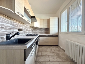 Prodej bytu 3+1 v osobním vlastnictví 71 m², Chomutov