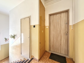 Prodej bytu 3+1 v osobním vlastnictví 71 m², Chomutov