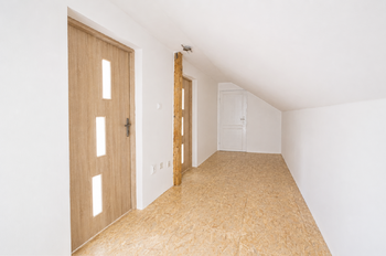 Denisa Myslivcová / 604 191 744  - Prodej domu 147 m², Wiechowice